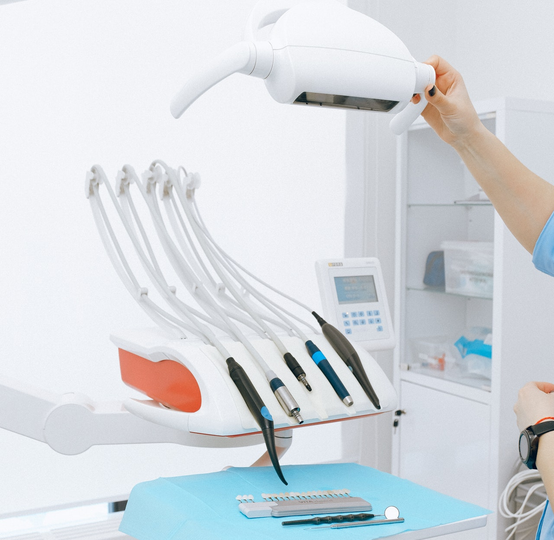 clinica dental molina Revi