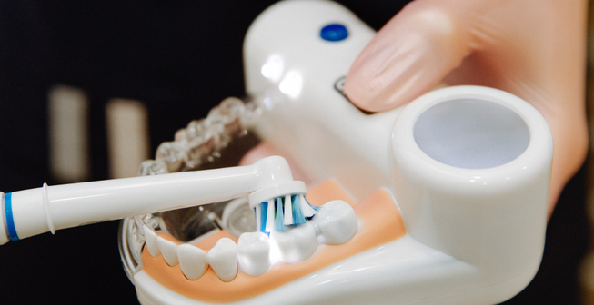 clinica dental molina Revi